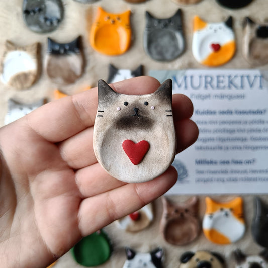 Cat Worry Stone – A Little Moment of Peace in Your Day
