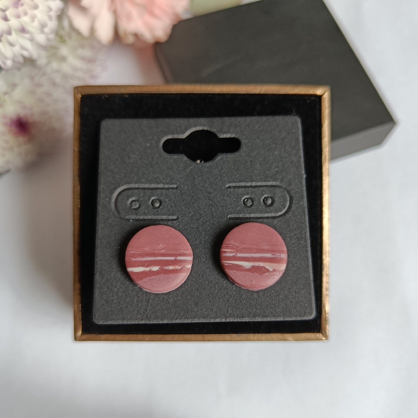 Polümeersavist kõrvarõngad