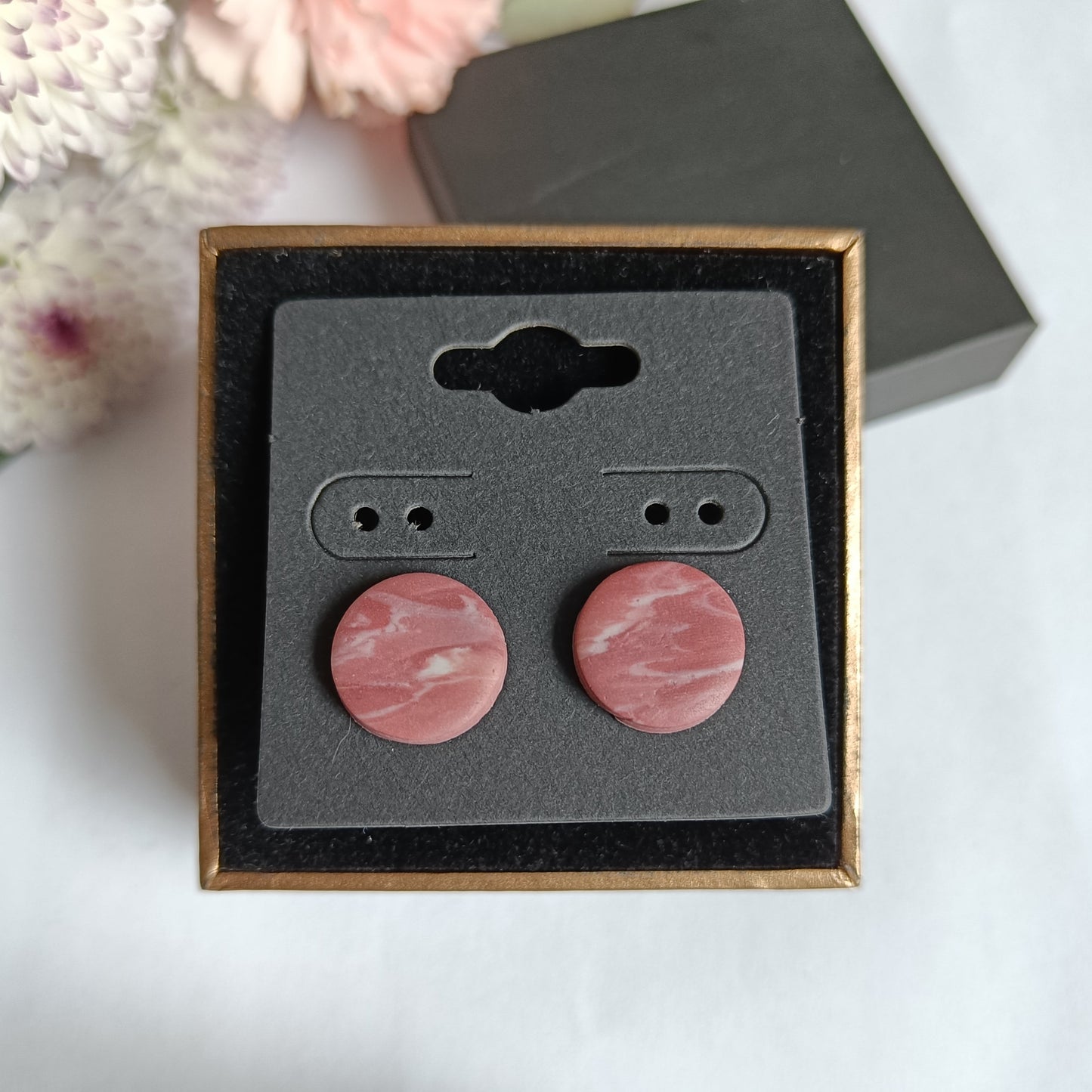 Polümeersavist kõrvarõngad